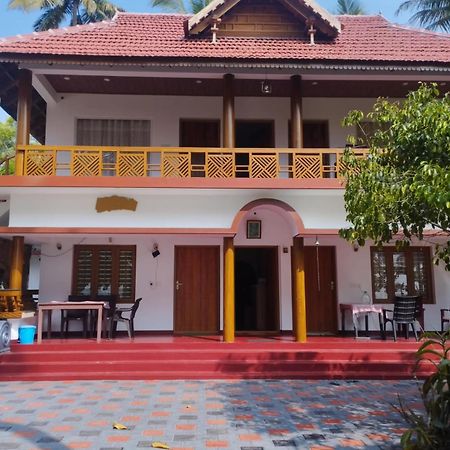 Marari Anna Beach Villa Mararikulam Eksteriør billede