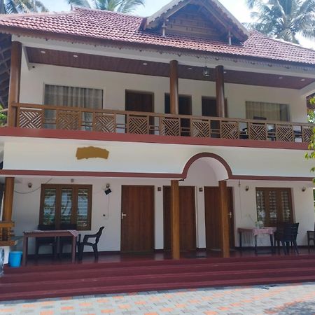 Marari Anna Beach Villa Mararikulam Eksteriør billede