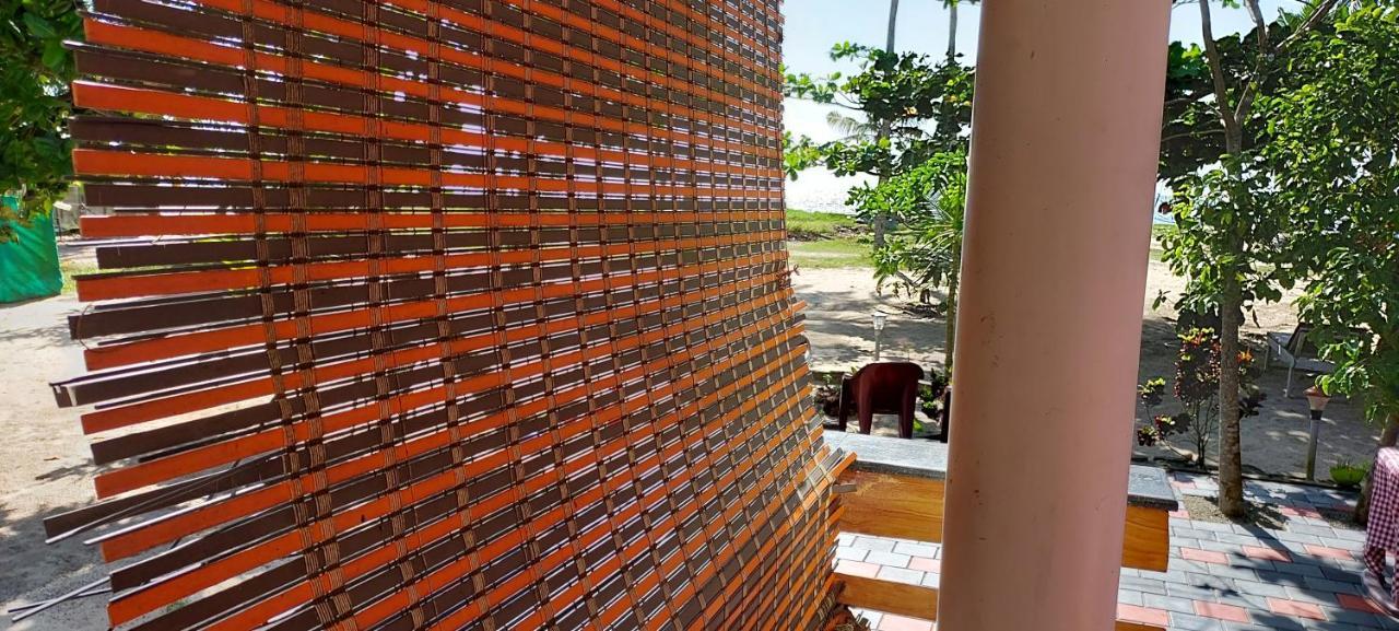 Marari Anna Beach Villa Mararikulam Eksteriør billede