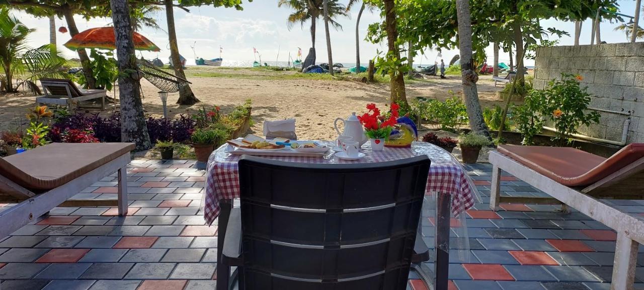 Marari Anna Beach Villa Mararikulam Eksteriør billede